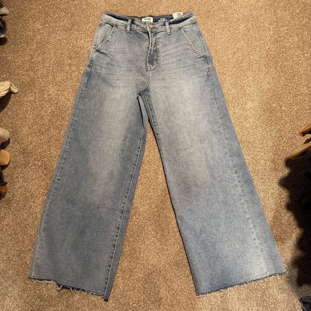 Wide leg jeans NWOT